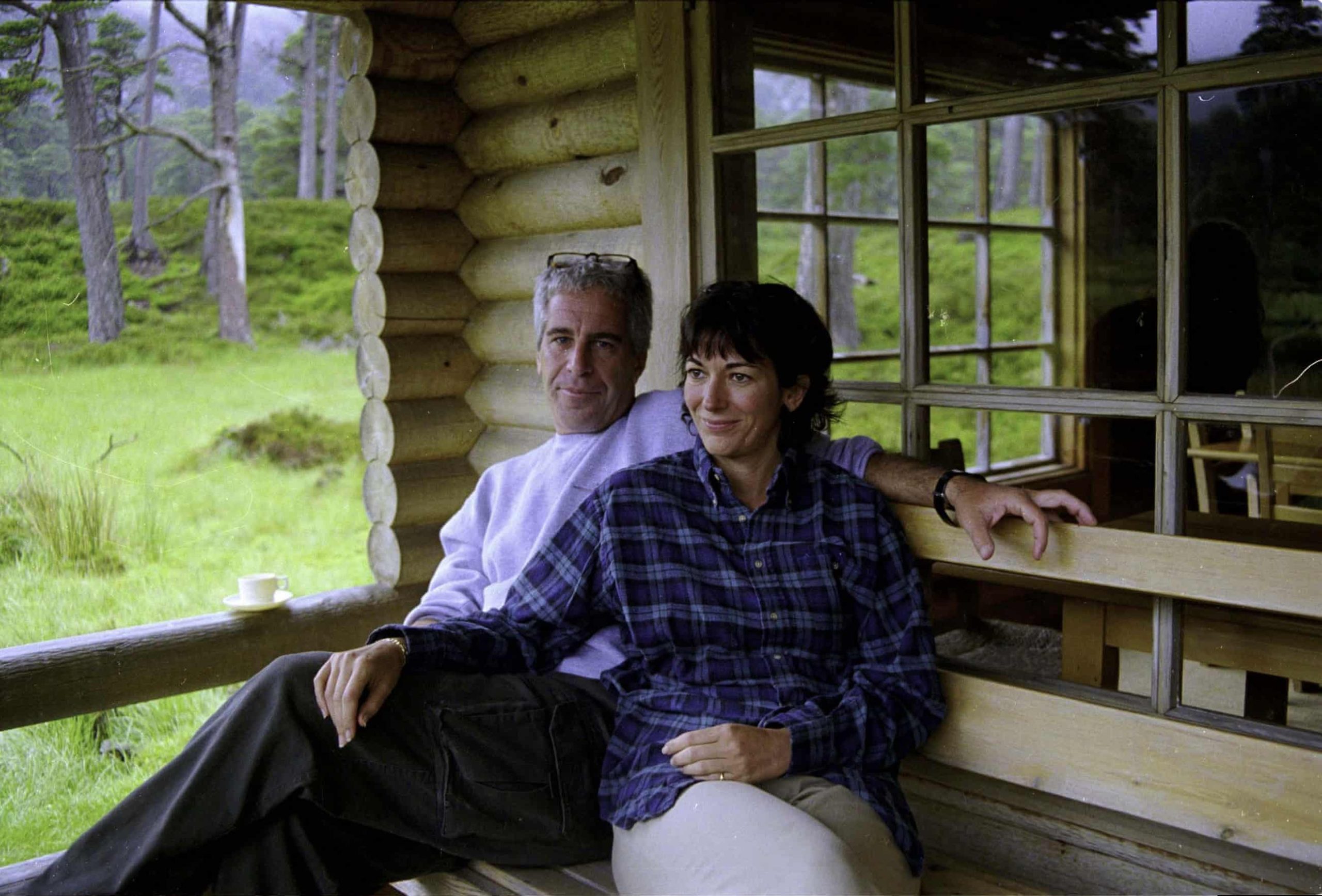 Images of Ghislaine Maxwell & Jeffrey Epstein released