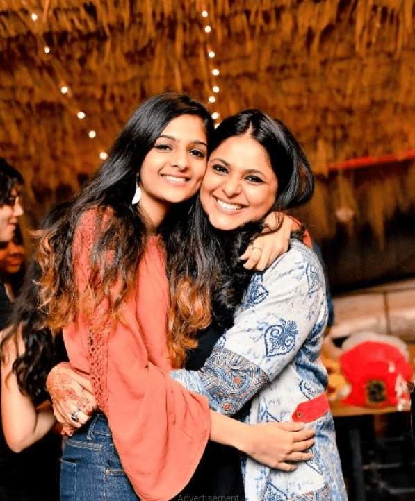 Richa Anirudh with her Daughter